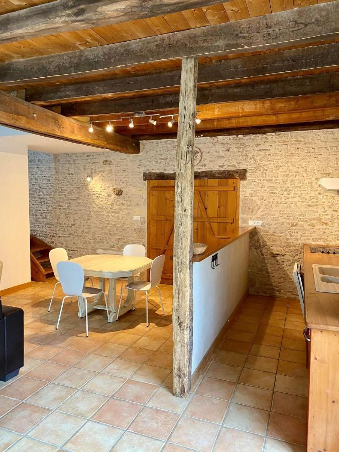 Domaine De La Laigne - Spa Asnieres-la-Giraud Bagian luar foto
