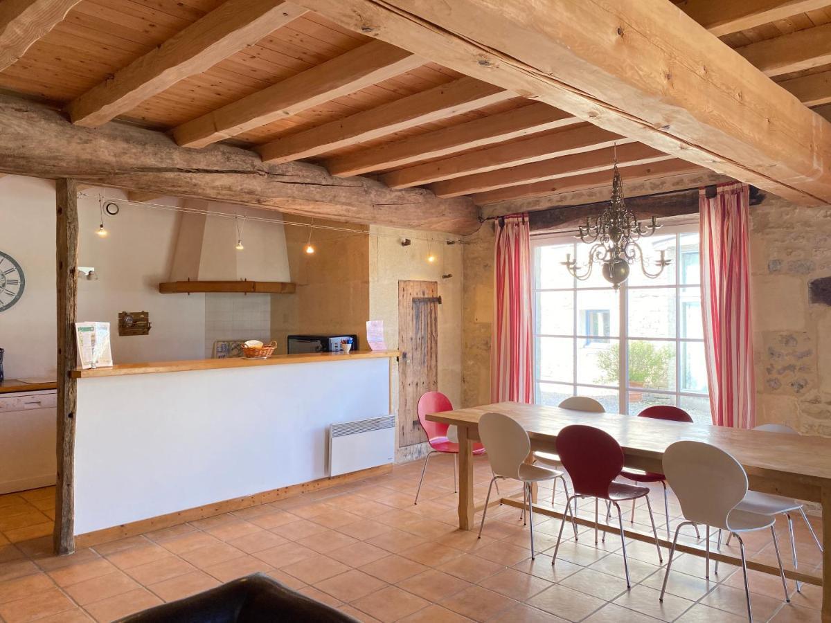 Domaine De La Laigne - Spa Asnieres-la-Giraud Bagian luar foto