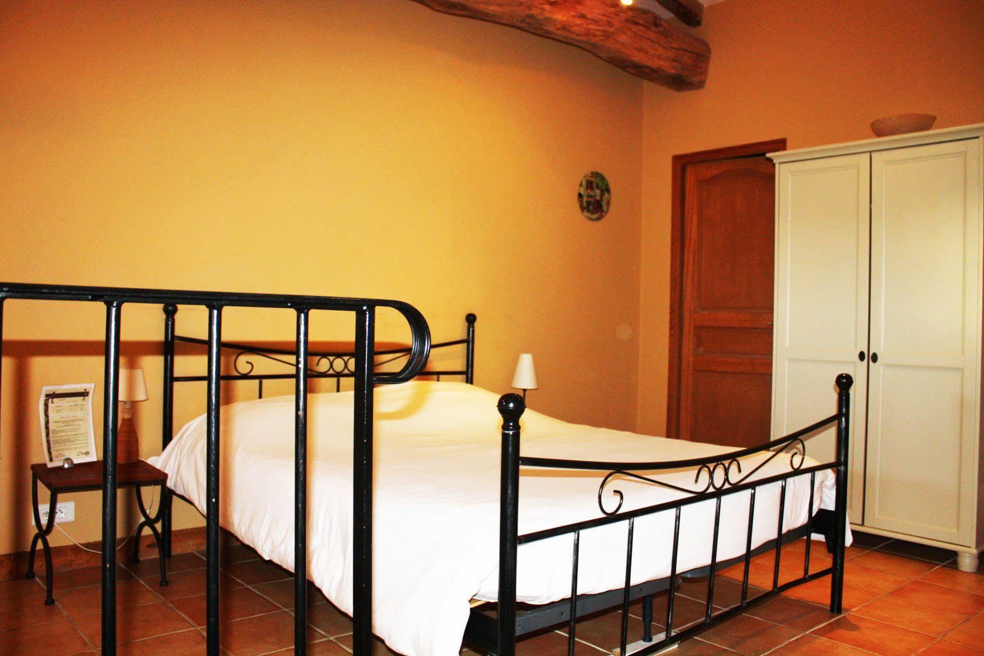 Domaine De La Laigne - Spa Asnieres-la-Giraud Bagian luar foto